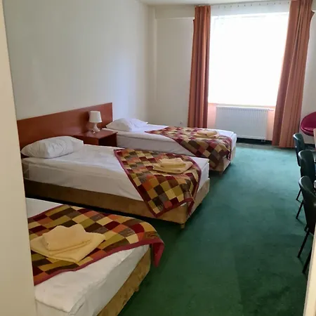 Szálloda Villa Vega 2*