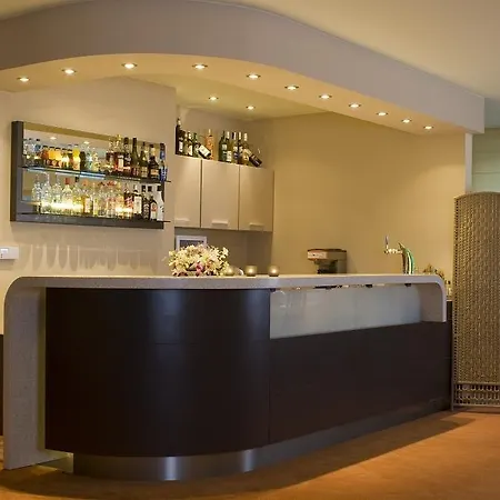 Szálloda Villa Vega 2*