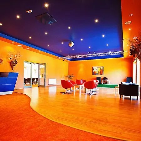 Hotel Vega 2*