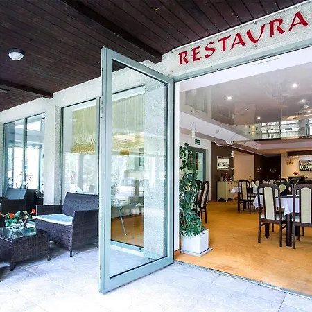 Hotel Vega 2* גדנסק