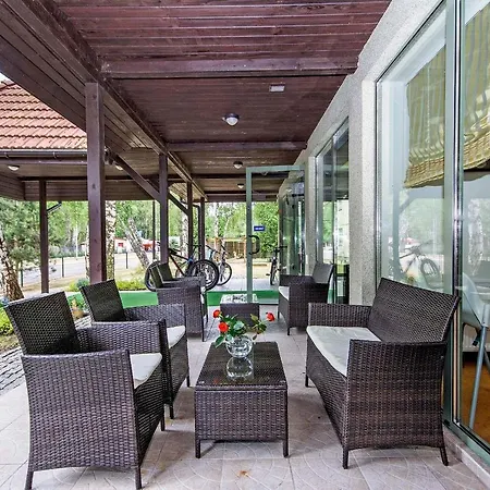 Hotel Vega מלון 2*
